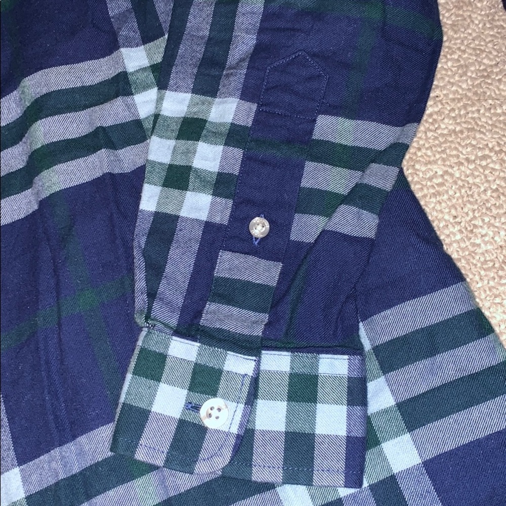 vineyard vines button down - Picture 3 of 3